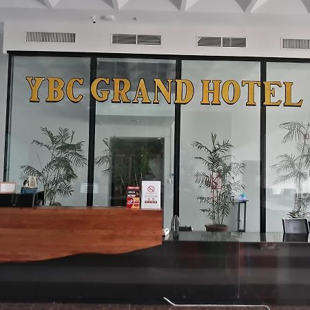 Ybc Grand Hotel Olongapo Extérieur photo