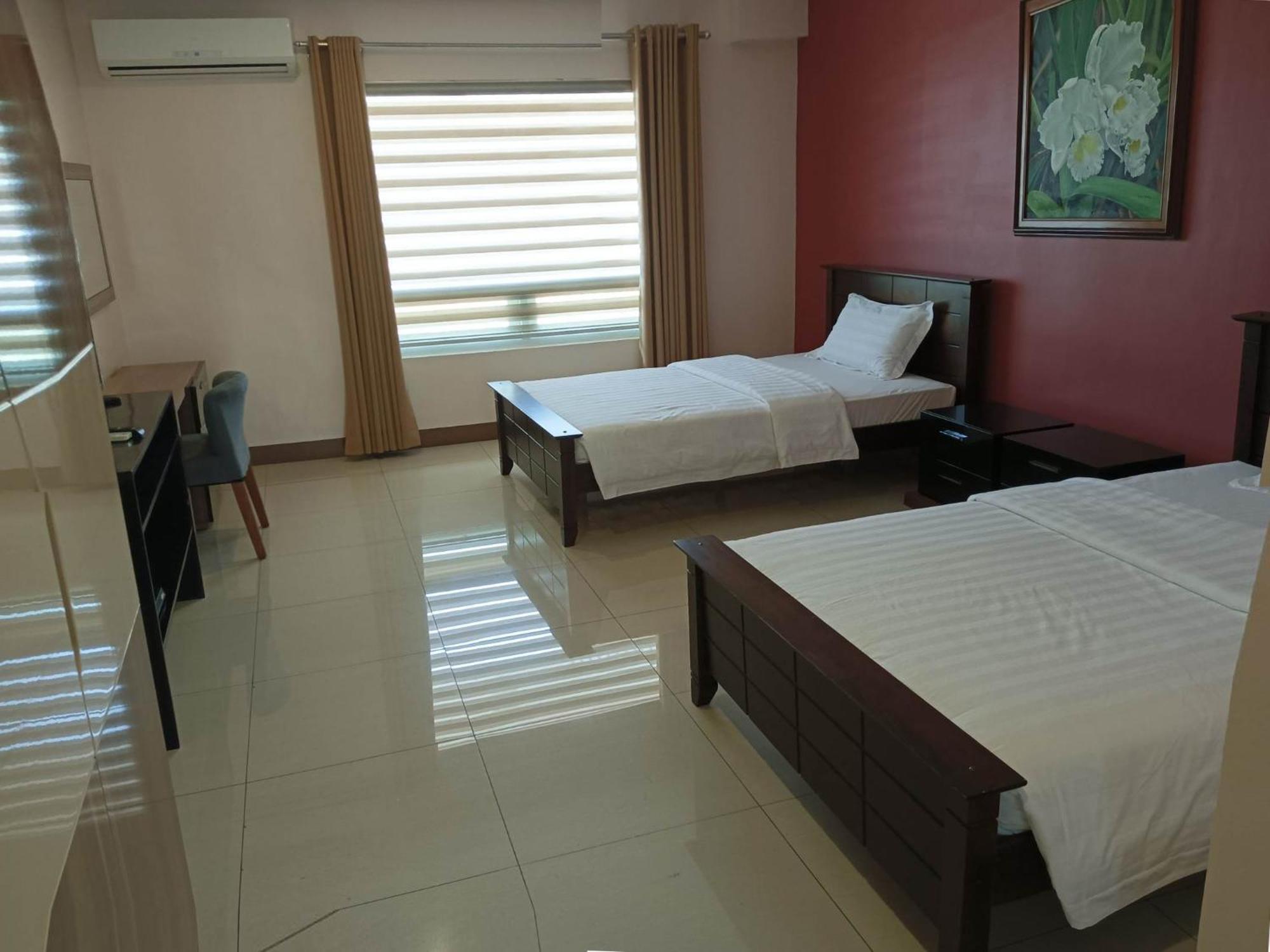 Ybc Grand Hotel Olongapo Extérieur photo